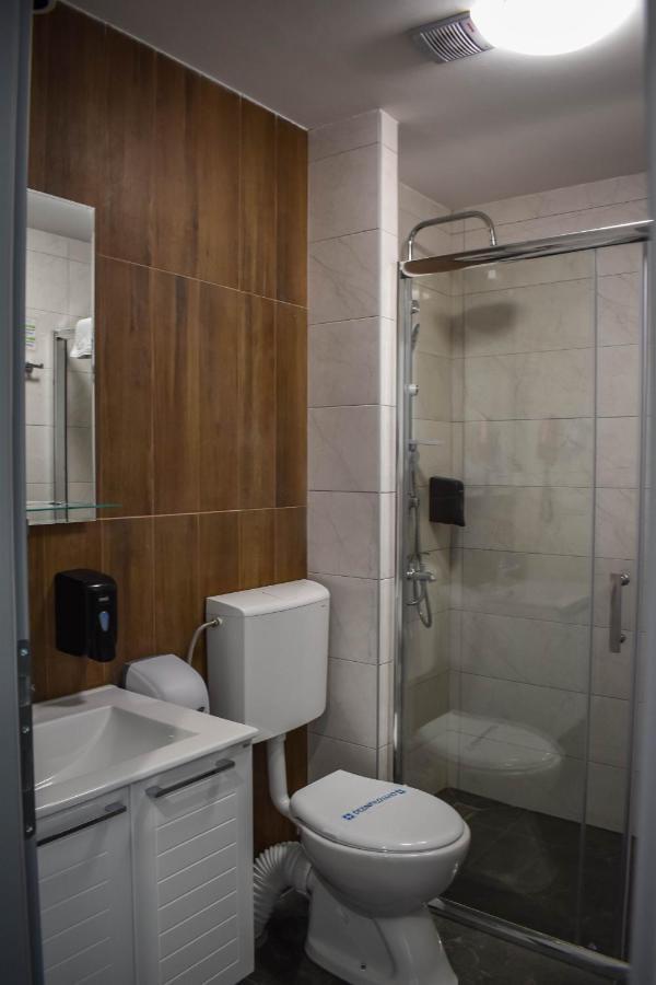 Hotel Dijana بايرت المظهر الخارجي الصورة