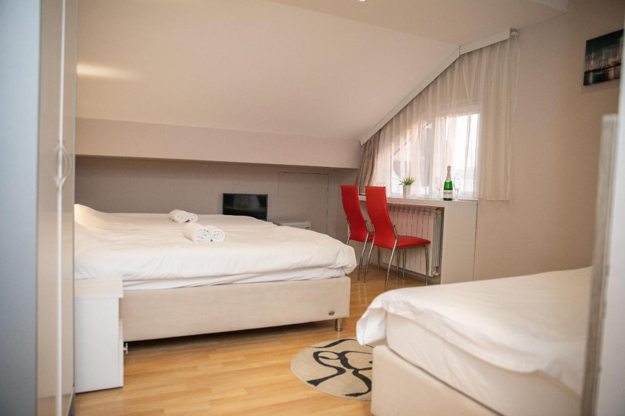 Hotel Dijana بايرت المظهر الخارجي الصورة