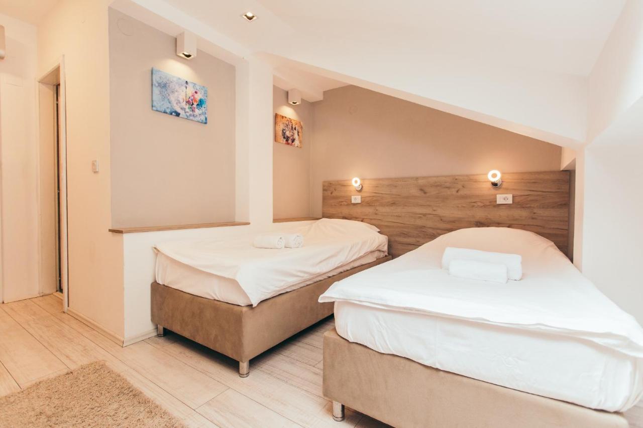 Hotel Dijana بايرت المظهر الخارجي الصورة