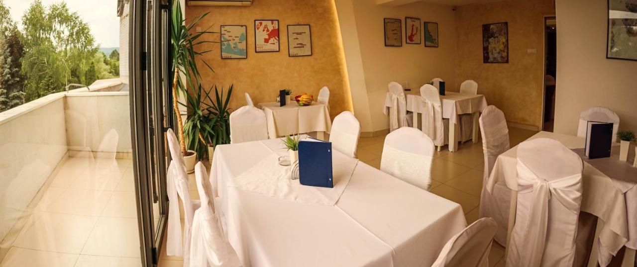 Hotel Dijana بايرت المظهر الخارجي الصورة